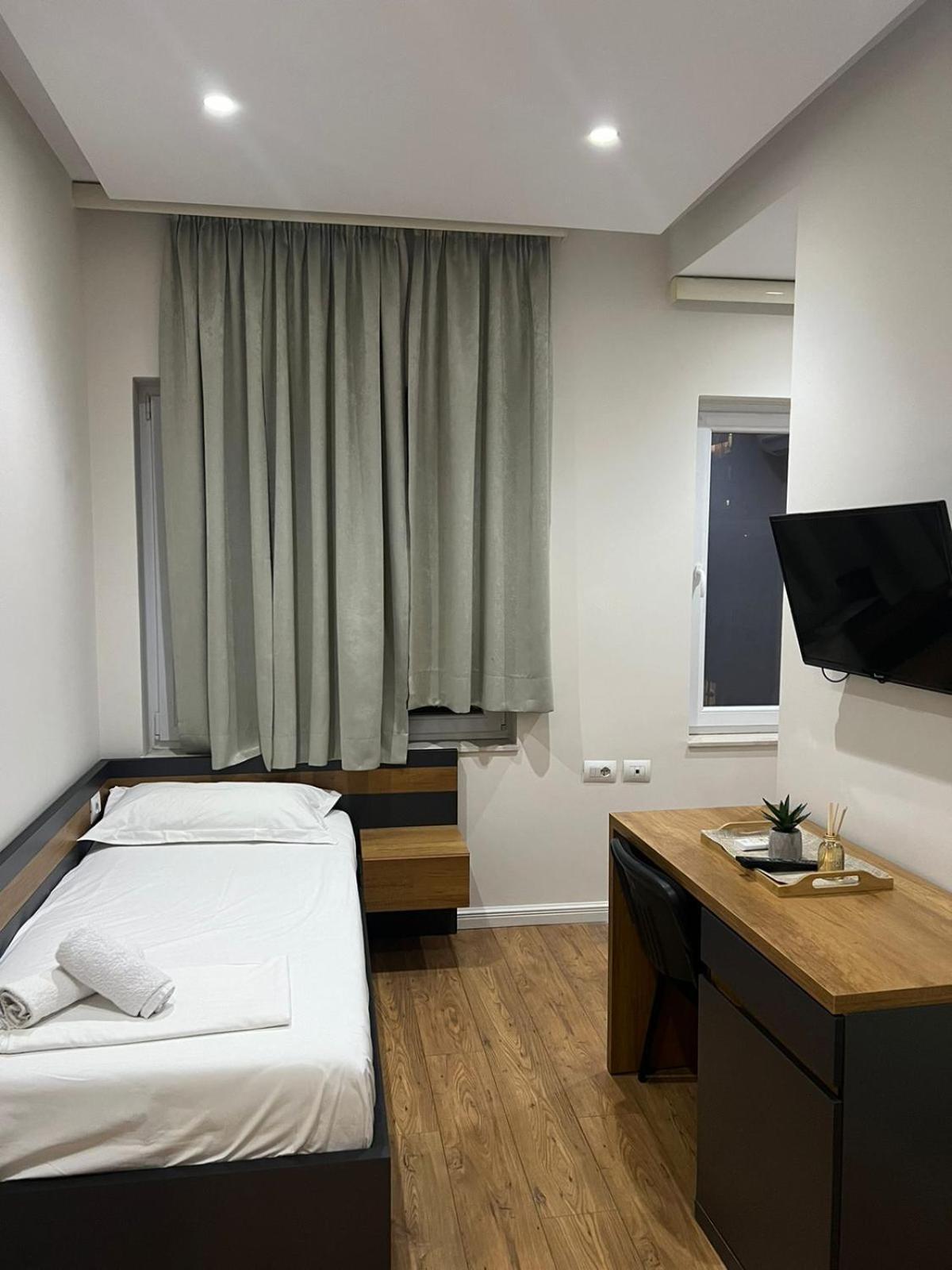 Urban Room 5 Tirana Exterior photo